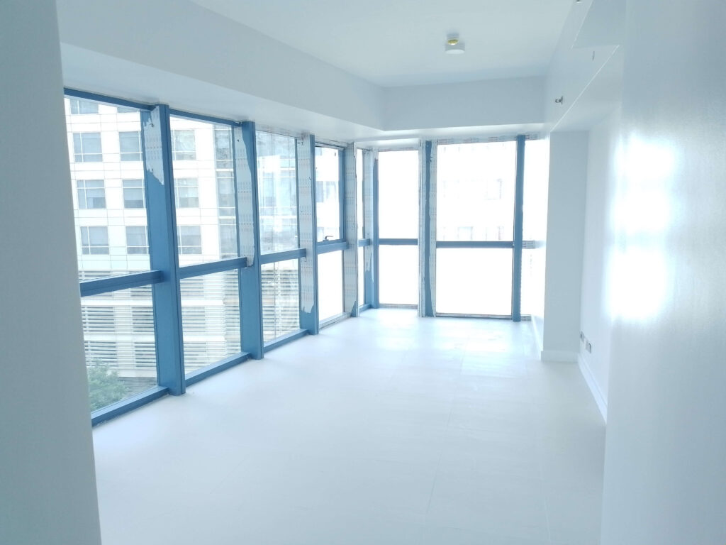 38 Park Ave Cebo IT Park_Living Room with Full Height_1 Bedroom
