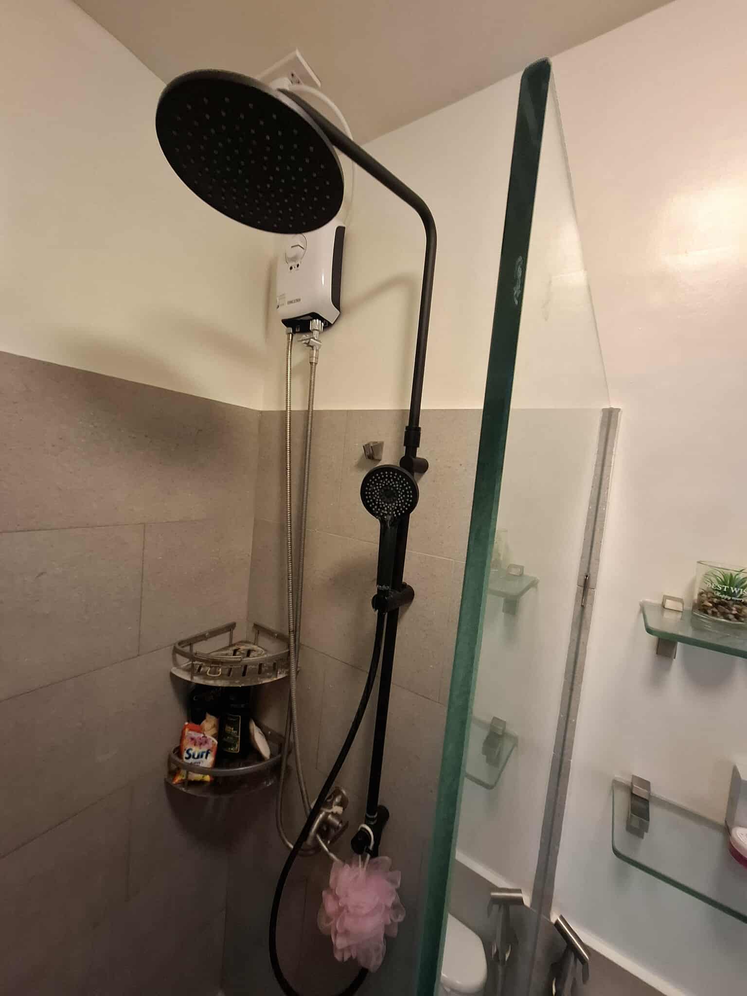 The Median Condo | New Studio For Rent P20K: 2mins Cebu IT Park | Cebu City | Lahug 10 2610 toilet