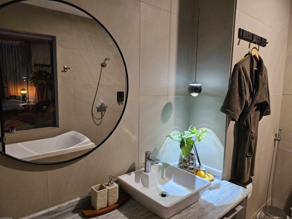 430667677 800751608571536 924728884071027319 n